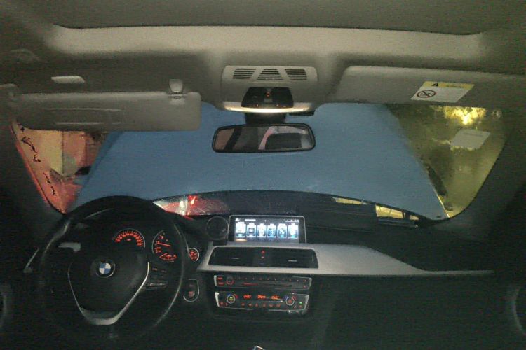 Used BMW 3 Series GT 2017 320i Sport Edition Headliner