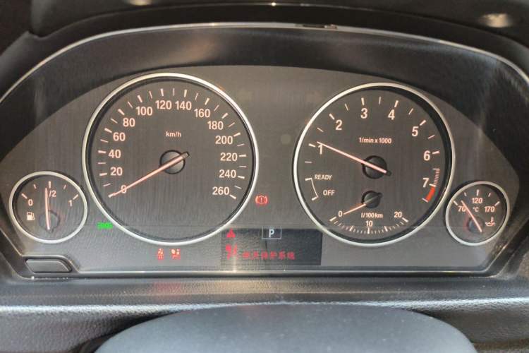 Used BMW 3 Series GT 2017 320i Sport Edition Instrument Cluster