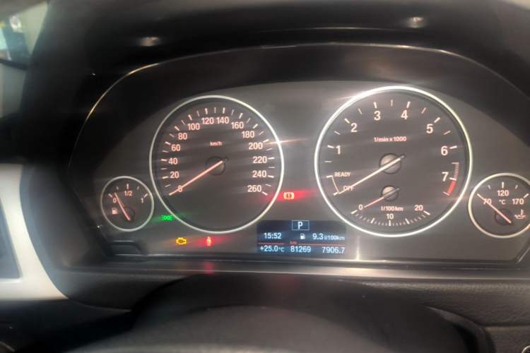 Used BMW 3 Series GT 2017 320i Sport Edition Instrument Cluster