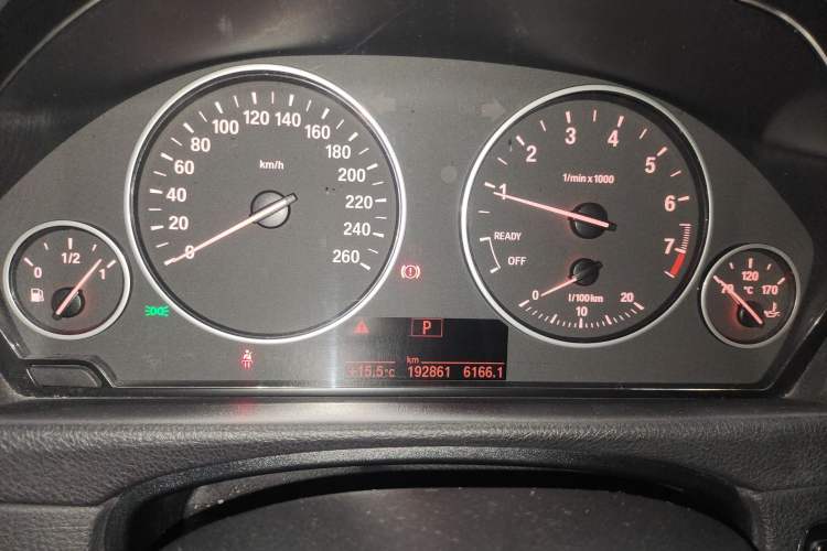 Used BMW 3 Series GT 2017 320i Sport Edition Instrument Cluster