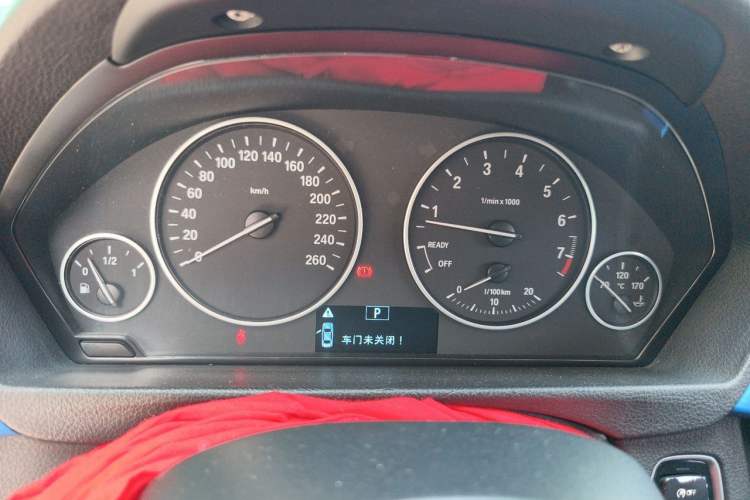 Used BMW 3 Series GT 2017 320i Sport Edition Instrument Cluster