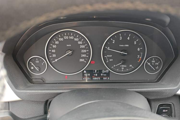 Used BMW 3 Series GT 2017 320i Sport Edition Instrument Cluster