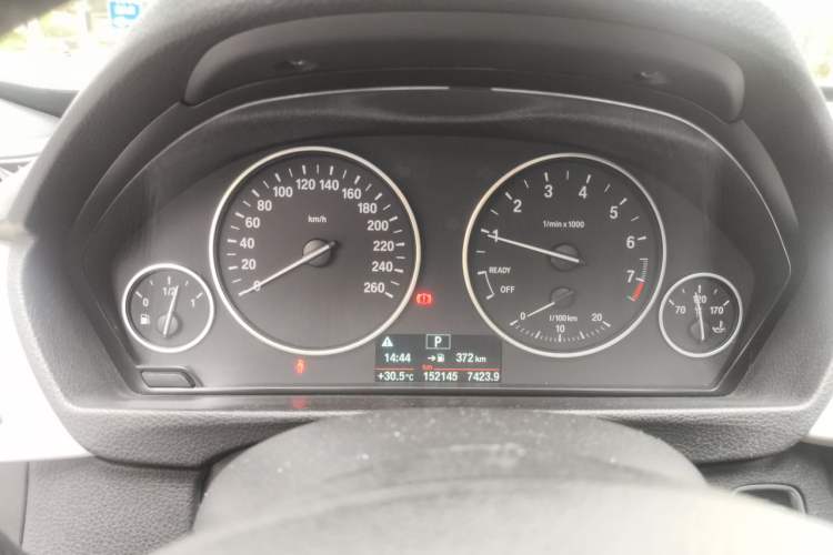 Used BMW 3 Series GT 2017 320i Sport Edition Instrument Cluster