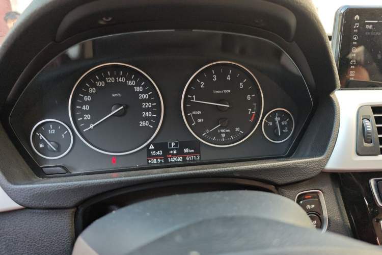 Used BMW 3 Series GT 2017 320i Sport Edition Instrument Cluster