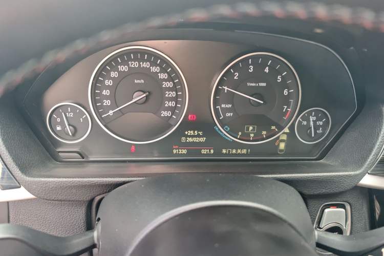 Used BMW 3 Series GT 2017 320i Sport Edition Instrument Cluster