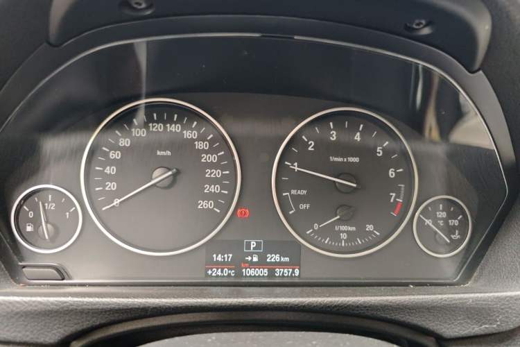 Used BMW 3 Series GT 2017 320i Sport Edition Instrument Cluster