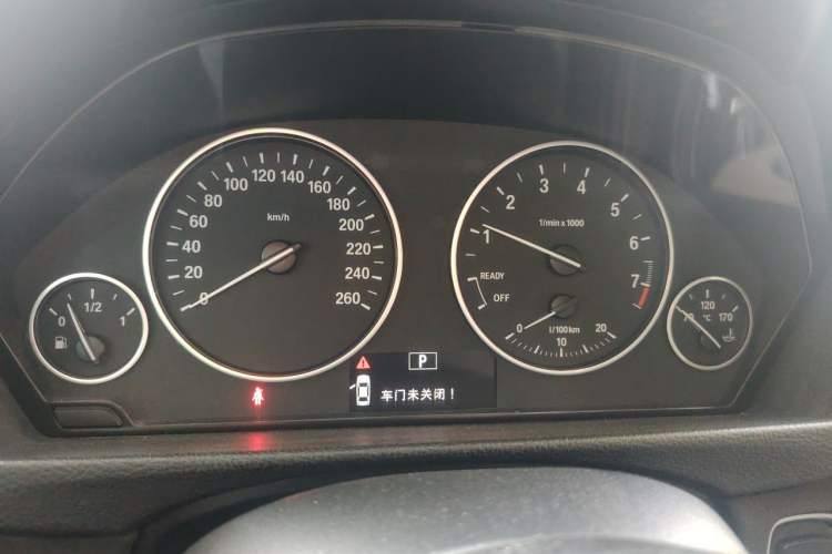 Used BMW 3 Series GT 2017 320i Sport Edition Instrument Cluster