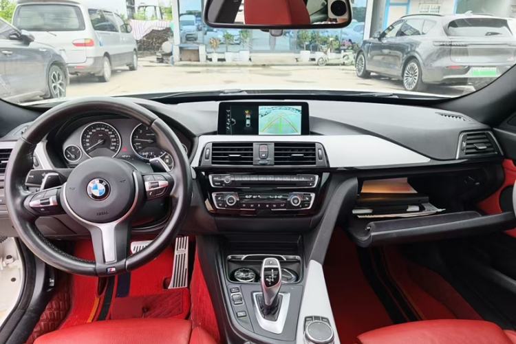 Used BMW 3 Series GT 2017 330i xDrive M Sport Interior 1