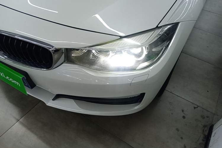 Used BMW 3 Series GT 2017 320i Sport Edition Left Front Headlight