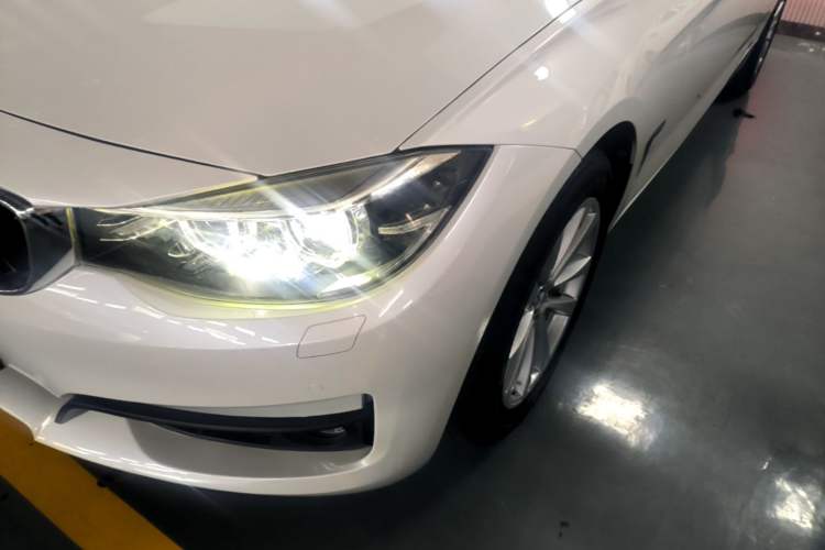 Used BMW 3 Series GT 2017 320i Sport Edition Left Front Headlight