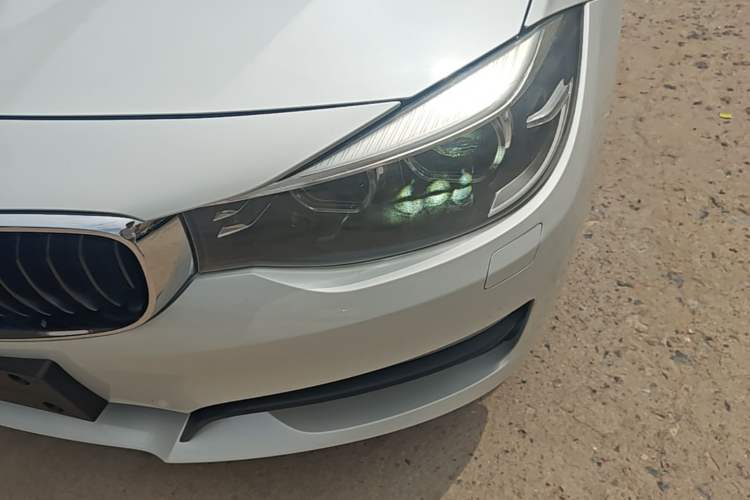 Used BMW 3 Series GT 2017 320i Sport Edition Left Front Headlight