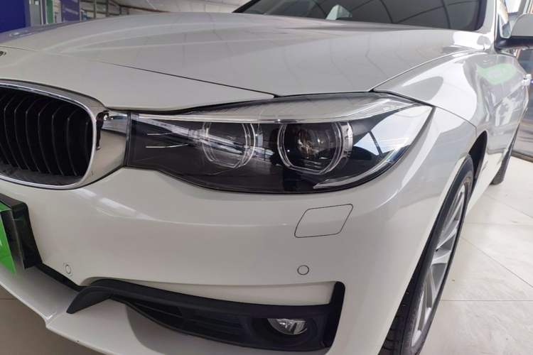 Used BMW 3 Series GT 2017 320i Sport Edition Left Front Headlight
