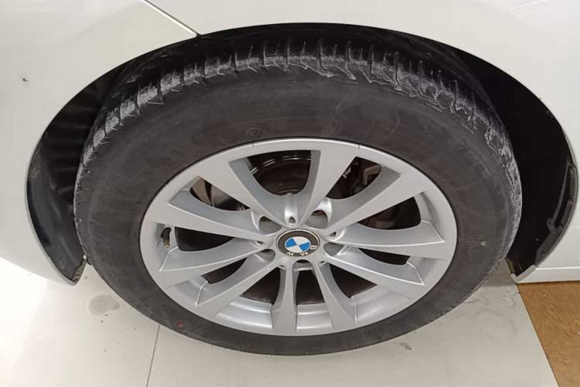 Used BMW 3 Series GT 2017 320i Sport Edition Left Front Wheel Hub