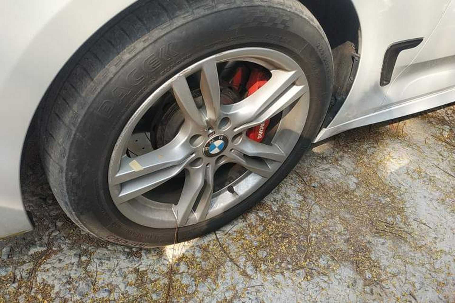 Used BMW 3 Series GT 2017 320i M Sport Left Front Wheel Hub