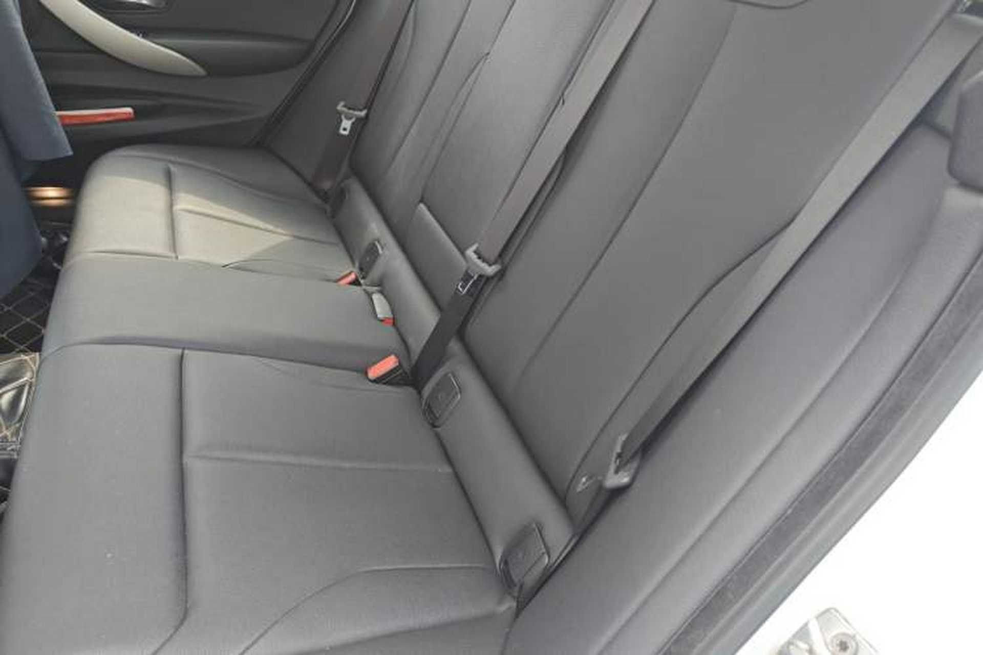 Used BMW 3 Series GT 2017 320i Sport Edition Left Rear Seat