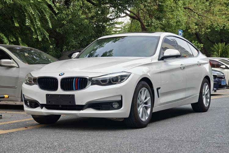 Used BMW 3 Series GT 2017 320i Sport Edition Guazi used car, China used car export, Used car for sale, Used BMW cars, Cheapest cars for sale