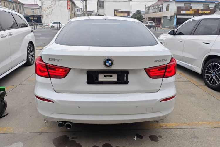 Used BMW 3 Series GT 2017 320i Sport Edition Rear