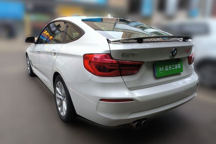 Used BMW 3 Series GT 2017 320i Sport Edition Rear Left 45 Deg