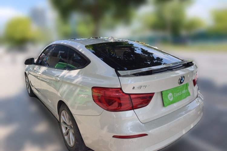 Used BMW 3 Series GT 2017 320i Sport Edition Rear Left 45 Deg