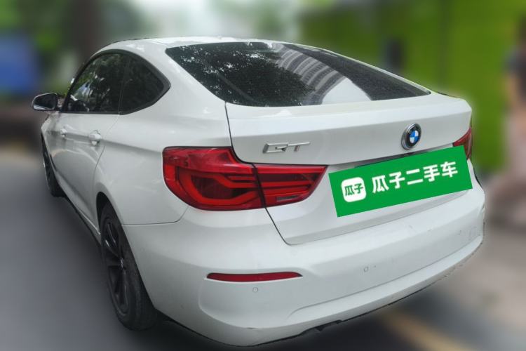 Used BMW 3 Series GT 2017 320i Sport Edition Rear Left 45 Deg
