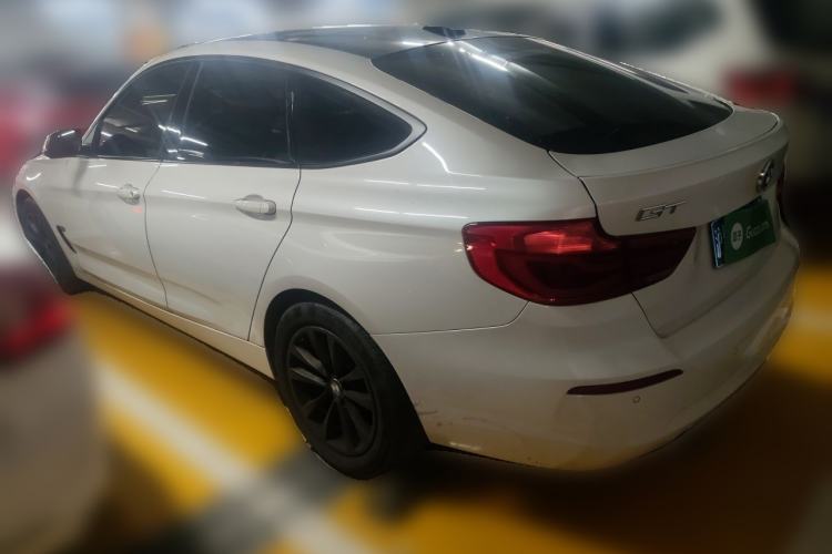 Used BMW 3 Series GT 2017 320i Sport Edition Rear Left 45 Deg