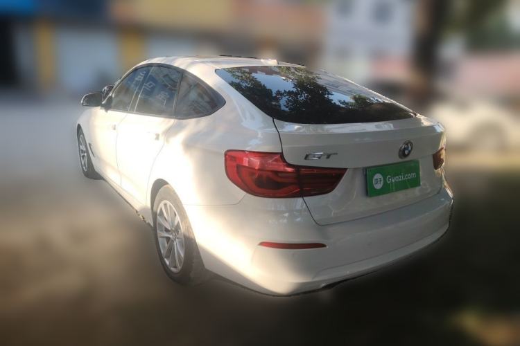 Used BMW 3 Series GT 2017 320i Sport Edition Rear Left 45 Deg