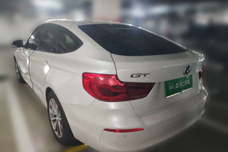 Used BMW 3 Series GT 2017 320i Sport Edition Rear Left 45 Deg
