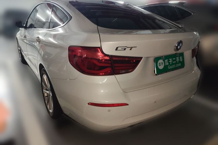 Used BMW 3 Series GT 2017 320i Sport Edition Rear Left 45 Deg
