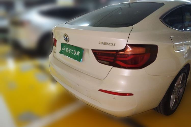 Used BMW 3 Series GT 2017 320i Sport Edition Rear