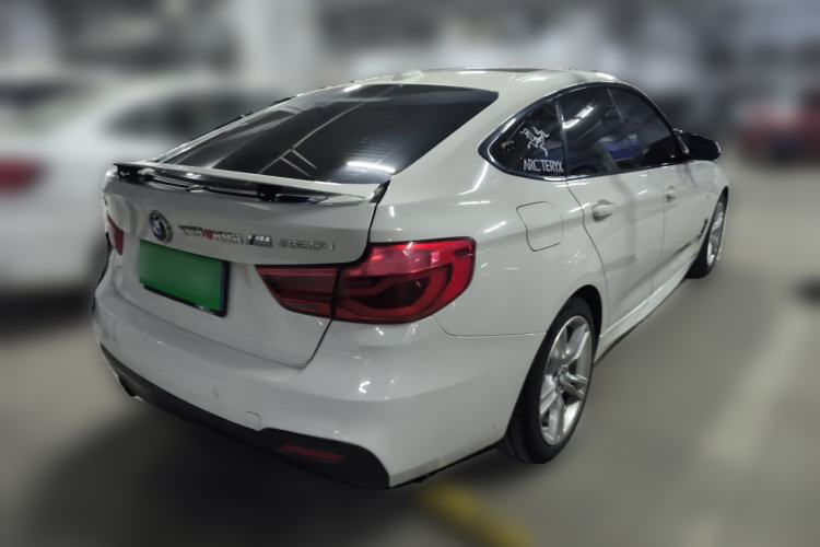 Used BMW 3 Series GT 2017 320i M Sport Rear Right 45 Deg