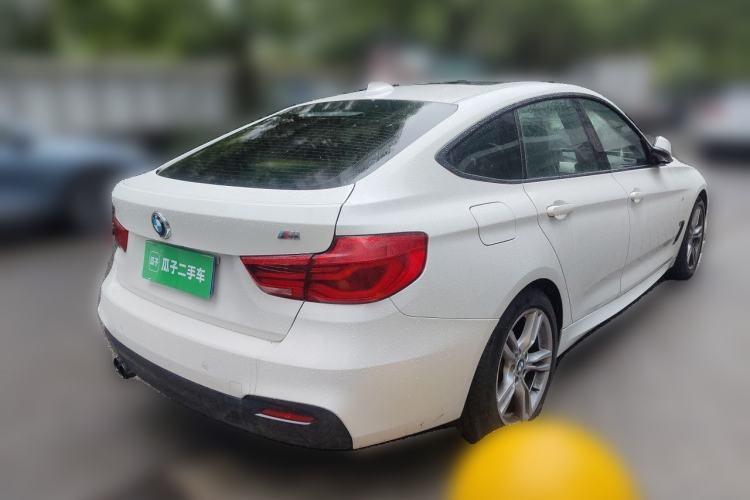 Used BMW 3 Series GT 2017 320i M Sport Rear Right 45 Deg