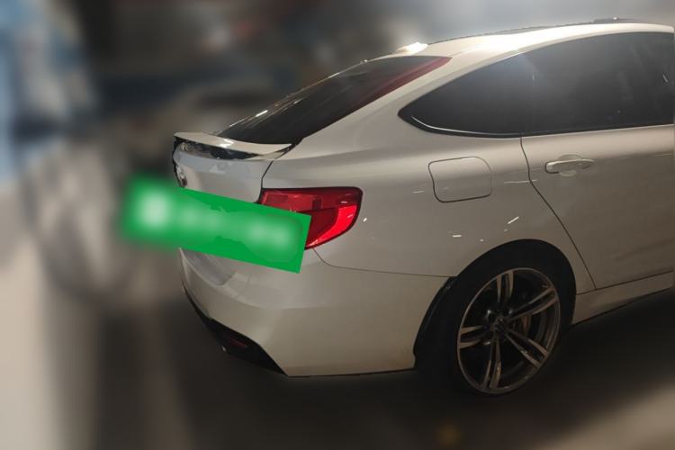 Used BMW 3 Series GT 2017 320i Sport Edition Rear Right 45 Deg