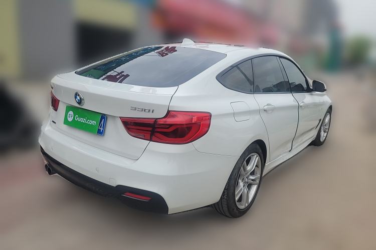 Used BMW 3 Series GT 2017 330i xDrive M Sport Rear Right 45 Deg