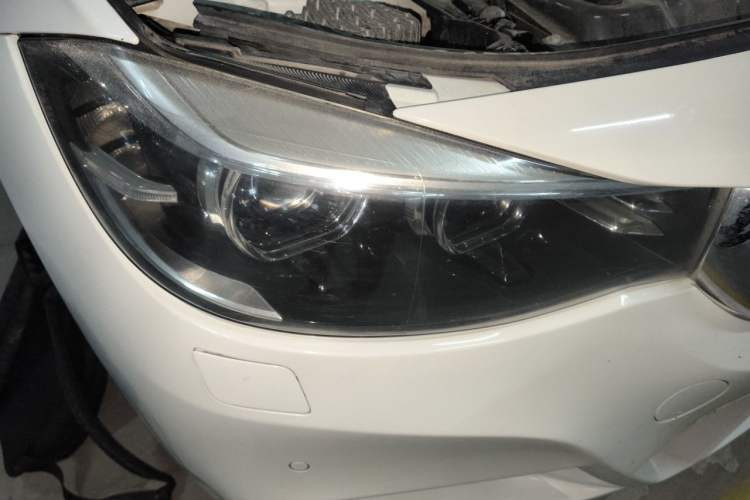 Used BMW 3 Series GT 2017 320i M Sport Right Front Headlight
