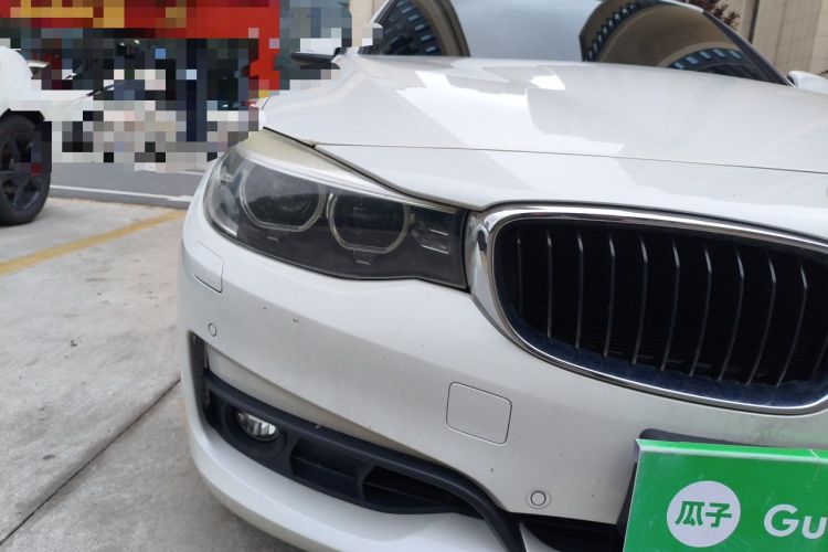 Used BMW 3 Series GT 2017 320i Sport Edition Right Front Headlight