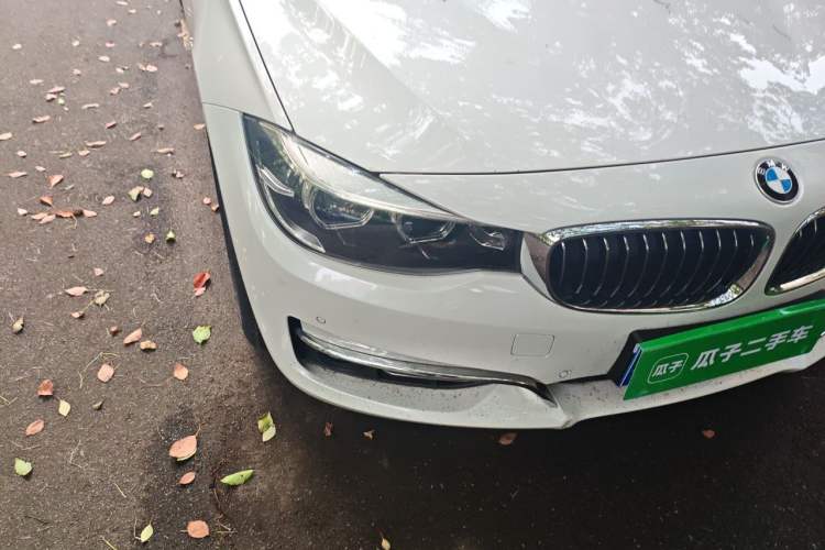 Used BMW 3 Series GT 2017 320i Luxury Design Package Right Front Headlight