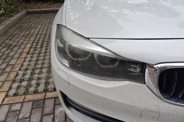 Used BMW 3 Series GT 2017 320i Sport Edition Right Front Headlight
