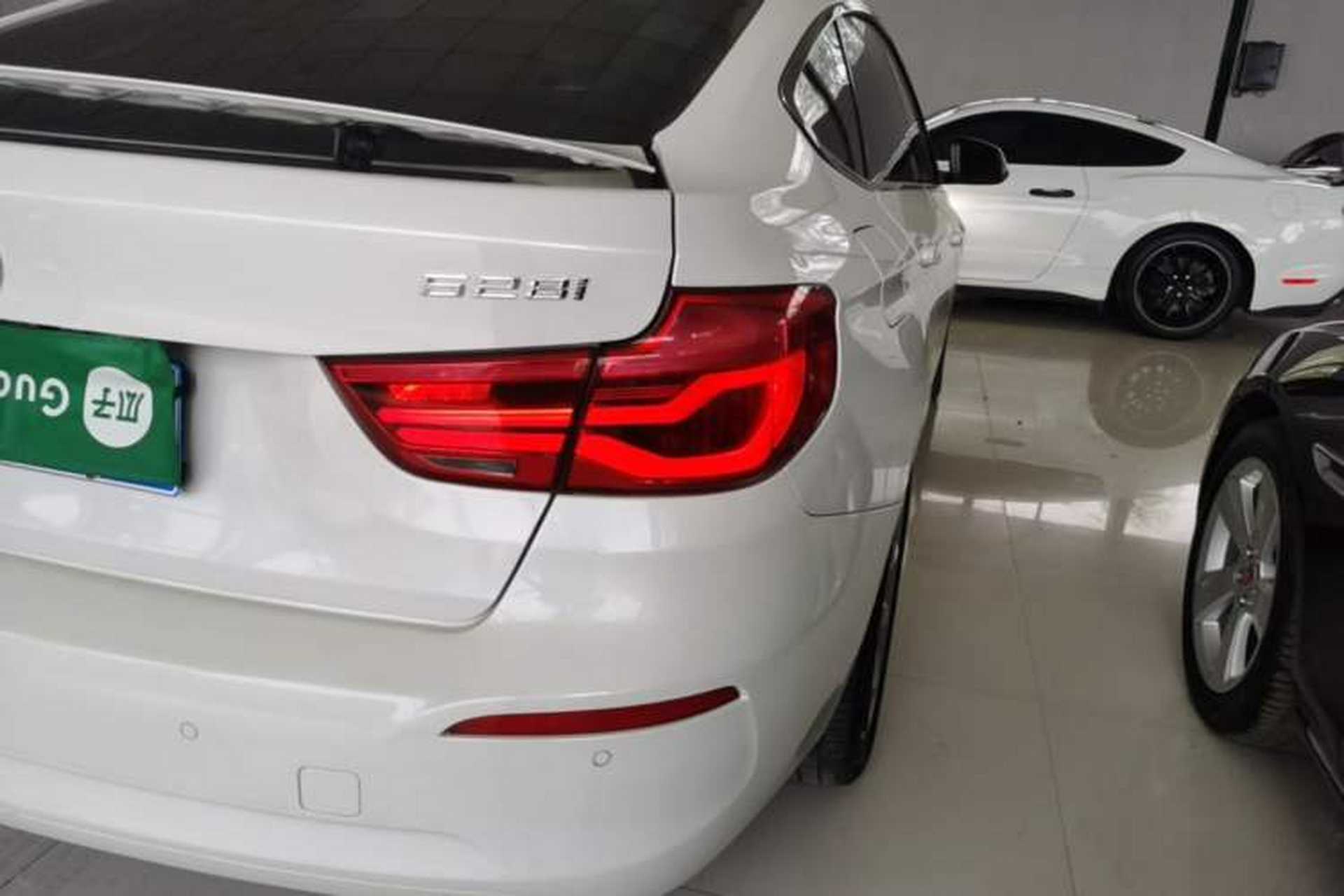 Used BMW 3 Series GT 2017 320i Sport Edition Right Rear Taillight