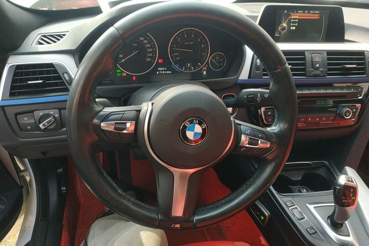 Used BMW 3 Series GT 2017 320i M Sport Steering Wheel