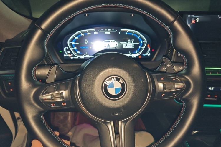 Used BMW 3 Series GT 2017 320i Sport Edition Steering Wheel