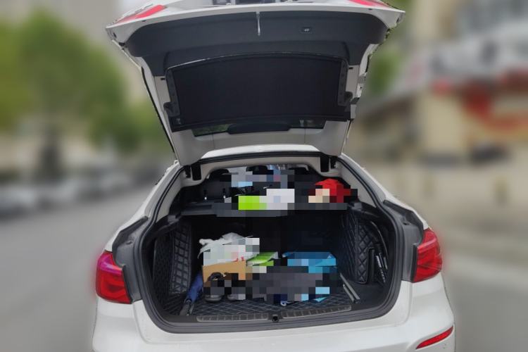 Used BMW 3 Series GT 2017 320i Sport Edition Trunk