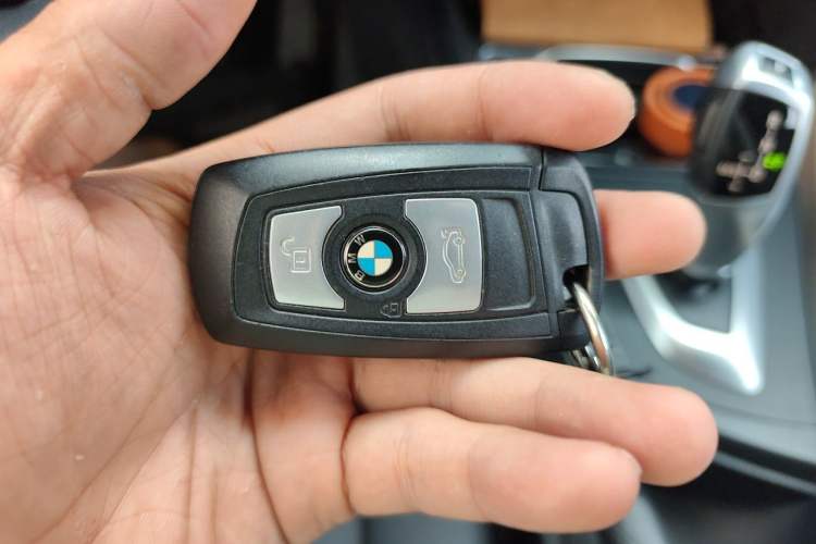 Used BMW 3 Series GT 2017 320i Sport Edition Vehicle Key