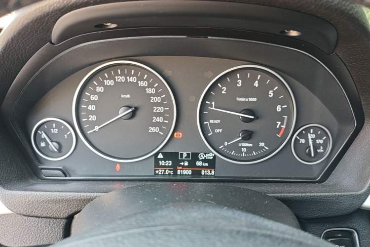 Used BMW 3 Series GT 2017 320i Sport Edition Instrument Cluster