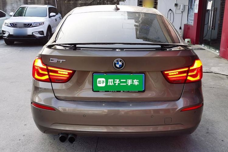 Used BMW 3 Series GT 2017 320i Sport Edition Rear