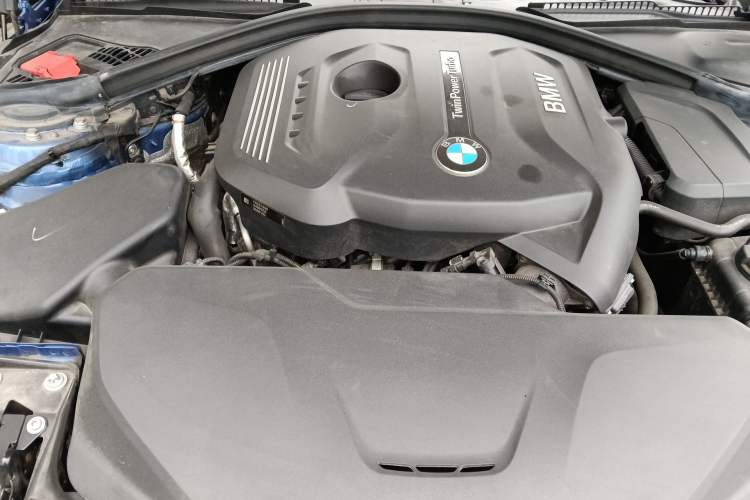 Used BMW 3 Series GT 2018 320i M Sport Edition Engine Bay