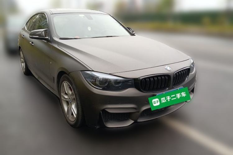Used BMW 3 Series GT 2018 320i M Sport Edition Front Right 45 Deg