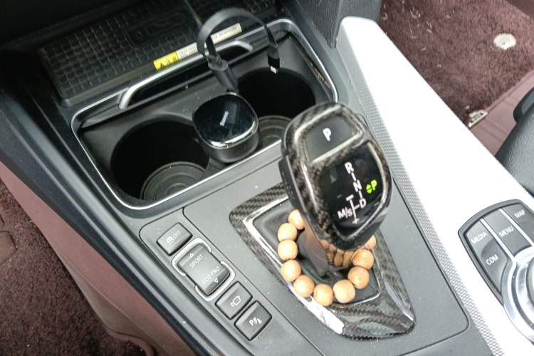 Used BMW 3 Series GT 2018 320i M Sport Edition Gear Lever