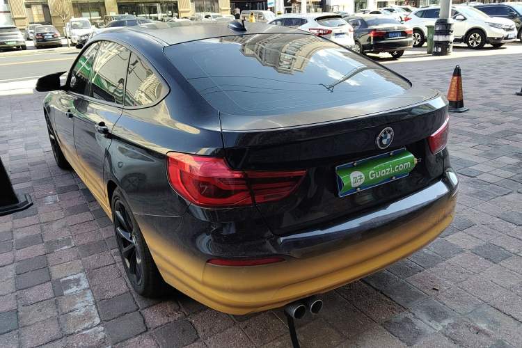 Used BMW 3 Series GT 2018 320i Sport Edition Rear Left 45 Deg