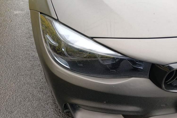 Used BMW 3 Series GT 2018 320i M Sport Edition Right Front Headlight