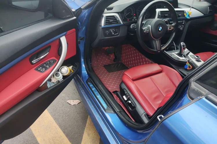 Used BMW 3 Series GT 2018 320i M Sport Edition Driver Seat